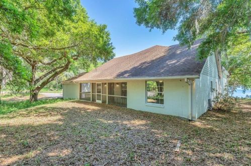 18200 Lake Gibson Ln, Umatilla FL  32784-7120 exterior