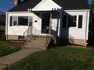 266 Garden Dr, Bridgeport CT  06606-4426 exterior