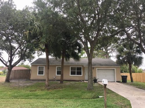 1774 Duma Ter, Fort Pierce, FL 34952-6632