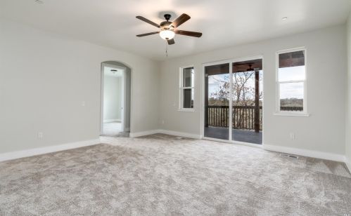 410 Tehuacan Rd, Ukiah CA  95482-2007 exterior