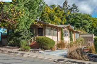 3244 Birdsall Ave, Oakland, CA 94619-3310