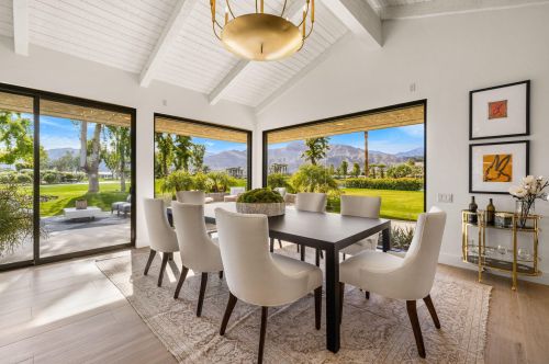 7 Mayfair Dr, Rancho Mirage CA  92270-2586 exterior