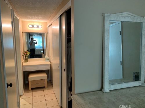 16705 Minter Ct, Santa Clarita CA  91387-3275 exterior