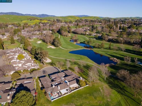 2145 Myrtle Beach Ln, Danville CA  94526-6213 exterior