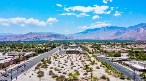 530 Calle Marcus, Palm Springs CA  92262-6147 exterior