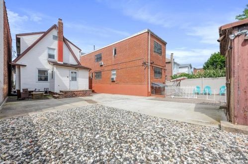 1852 Tomlinson Ave, Bronx NY  10461-1419 exterior