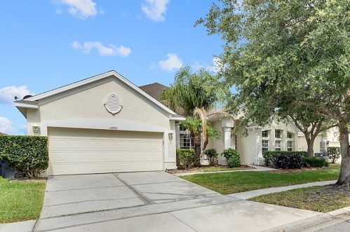 13993 Magnolia Glen Cir, Orlando, FL 32828-8377
