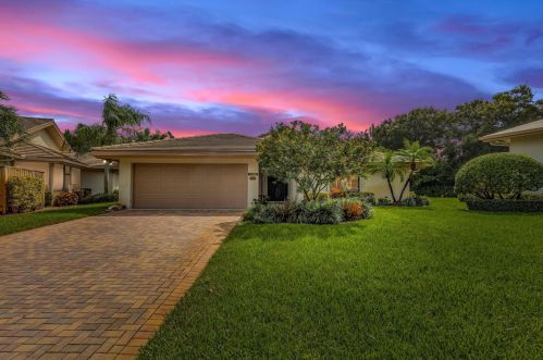 4890 Pine Tree Dr, Boynton Beach, FL 33436-4831