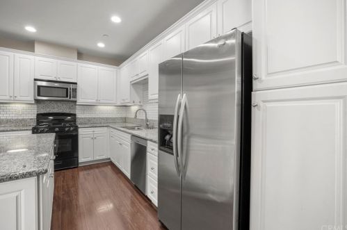 766 Olive St, Anaheim CA  92805-2733 exterior