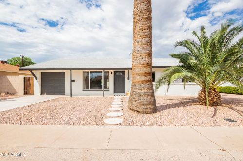 8302 Holly St, Scottsdale, AZ 85257-2824