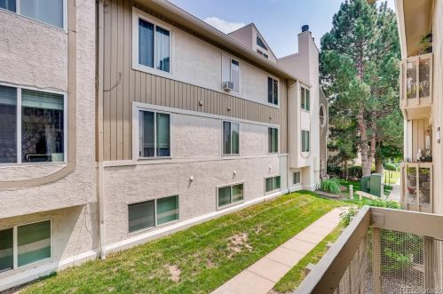 4068 Atchison Way, Denver CO  80014-7388 exterior