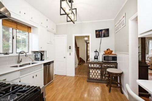 964 Maurice Ave, Rahway NJ  07065-2103 exterior