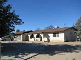 9870 11th Ave, Hesperia, CA 92345-3011