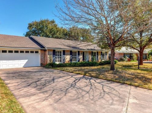 4503 Erin Ln, Austin TX  78756-2905 exterior