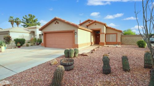 1347 Page Ave, Gilbert, AZ 85234-1021