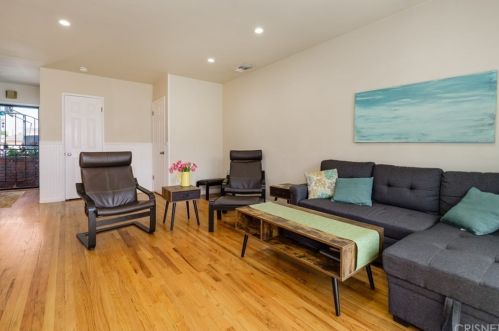 10414 Ferina St, Bellflower CA  90706-4121 exterior