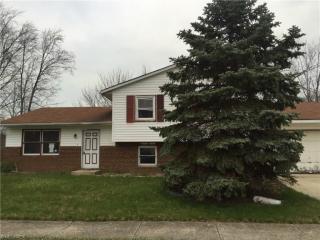 1604 Rosecrest Dr, Lorain, OH 44053-3052