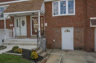 3330 Morning Glory Rd, Philadelphia, PA 19154-1820