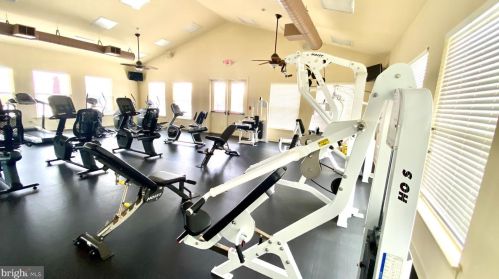 928 Shepard Ave, Bear DE  19701-6836 exterior