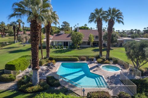 139 Desert Dr, Rancho Mirage CA  92270-4923 exterior