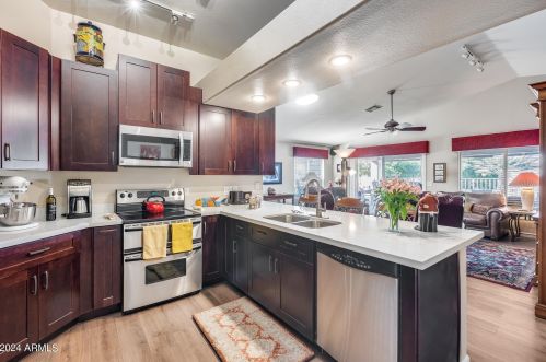 17162 Winding Trl, Sun City, AZ 85374-3518