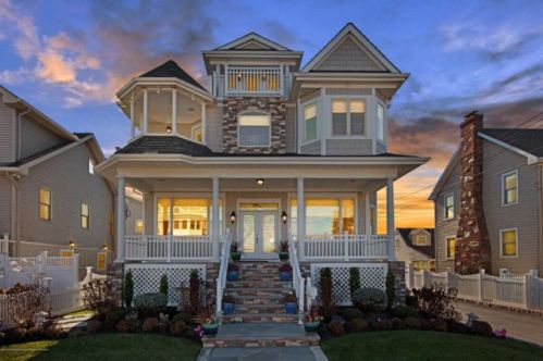 107 20th Ave, Belmar, NJ 07719-2653