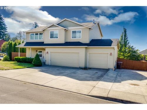 4888 L St, Washougal, WA 98671-8636