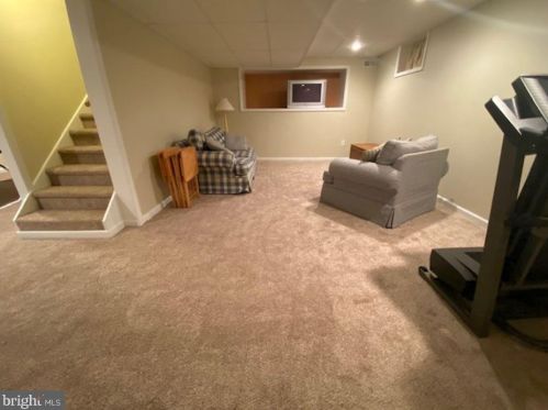 55 Kings Ct, Swedesboro NJ  08085-5033 exterior