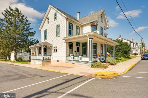 600 Main St, Shoemakersville, PA 19555-1643