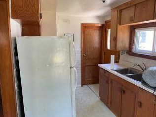 912 5th St, Willmar, MN 56201-4547