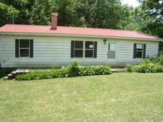 2833 Beaver Rd, Hamilton, KY 41091-9038