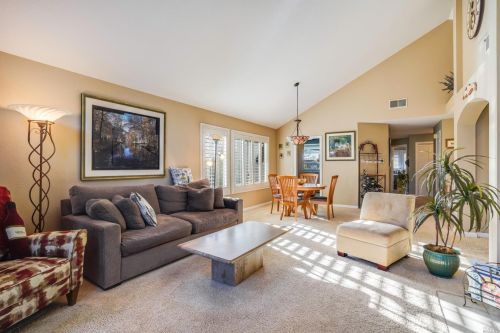 2082 Stonefield Ln, Santa Rosa CA  95403-0951 exterior