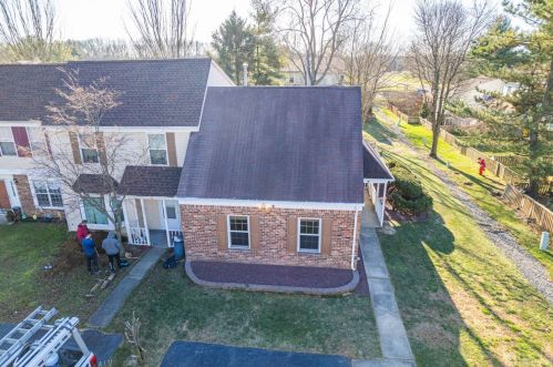 29 Van Pelt Ct, East Brunswick, NJ 08816-3678