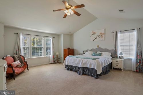 436 Spyglass Hill Dr, Charles Town WV  25414-4053 exterior