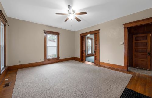 443 William St, Delaware, OH 43015-2166