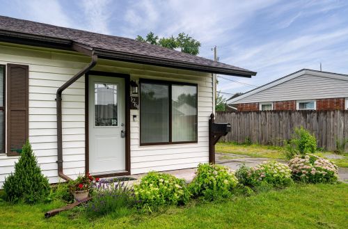 1264 Frayne Dr, New Carlisle OH  45344-2816 exterior