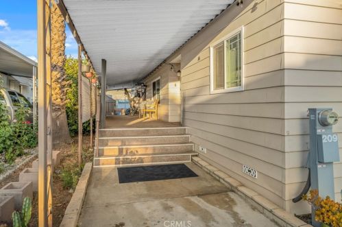 1512 5th St, Ontario CA  91762-1456 exterior