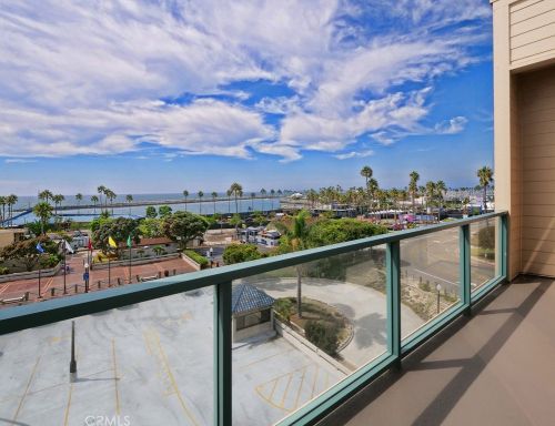140 The Vlg, Redondo Beach, CA 90277-2545