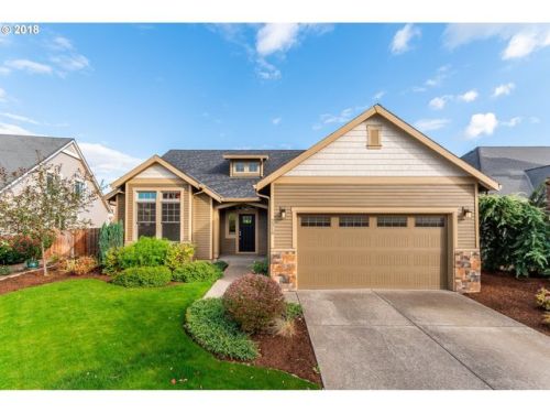 2310 Meridian Dr, Woodburn, OR 97071-7686