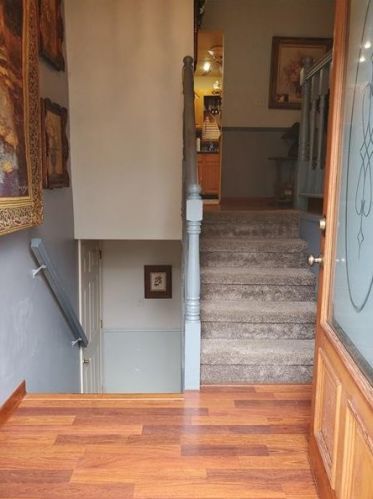 233 Whittier St, Vandergrift, PA 15690-1660