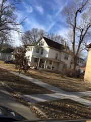 612 Fremont St, Manhattan KS  66502-6671 exterior