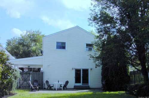 30 Sand St, Garnerville, NY 10923-1423