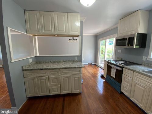 364 Adrian Rd, Collegeville PA  19426-1602 exterior