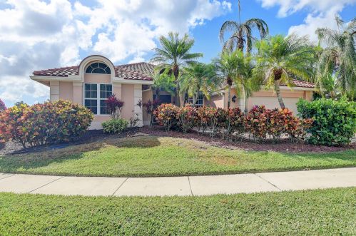7941 Dorchester Rd, Boynton Beach, FL 33472-5010