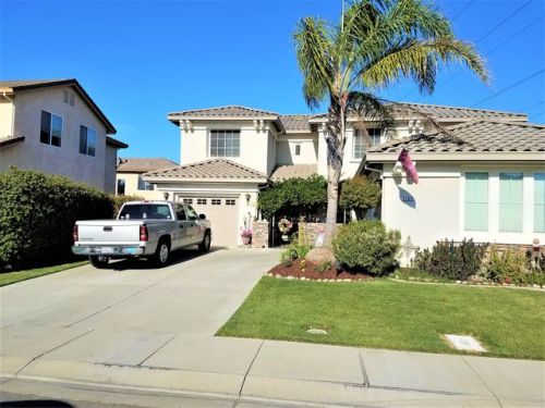 5200 Sire Ct, Riverbank, CA 95367-9547
