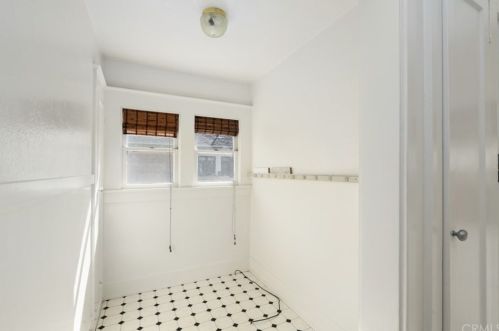 362 Shaffer St, Orange CA 92866-1113 exterior