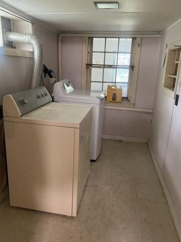 185 Main St, Raynham MA  02767-1446 exterior