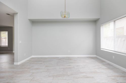 4825 Mahogany Vista Ln, San Diego CA  92102-6053 exterior
