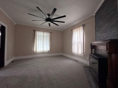 264 Grant St, Franklin, PA 16323-2332