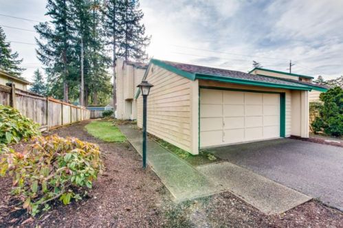 9218 77th St, Lakewood, WA 98498-7107